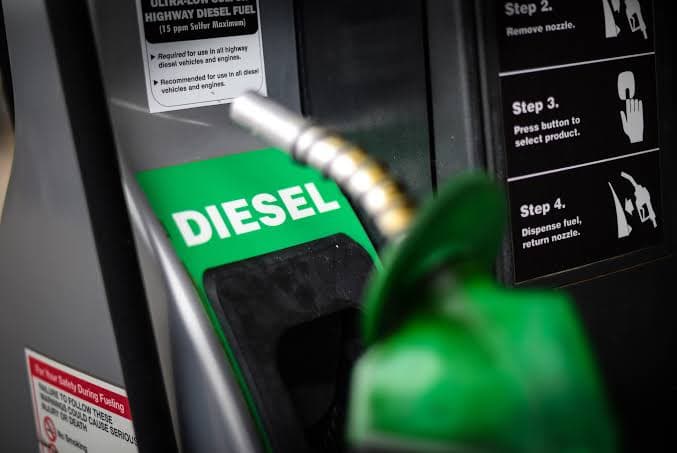 Trump lancia un ultimatum sul diesel: l'Europa sotto pressione, Regno Unito in prima linea