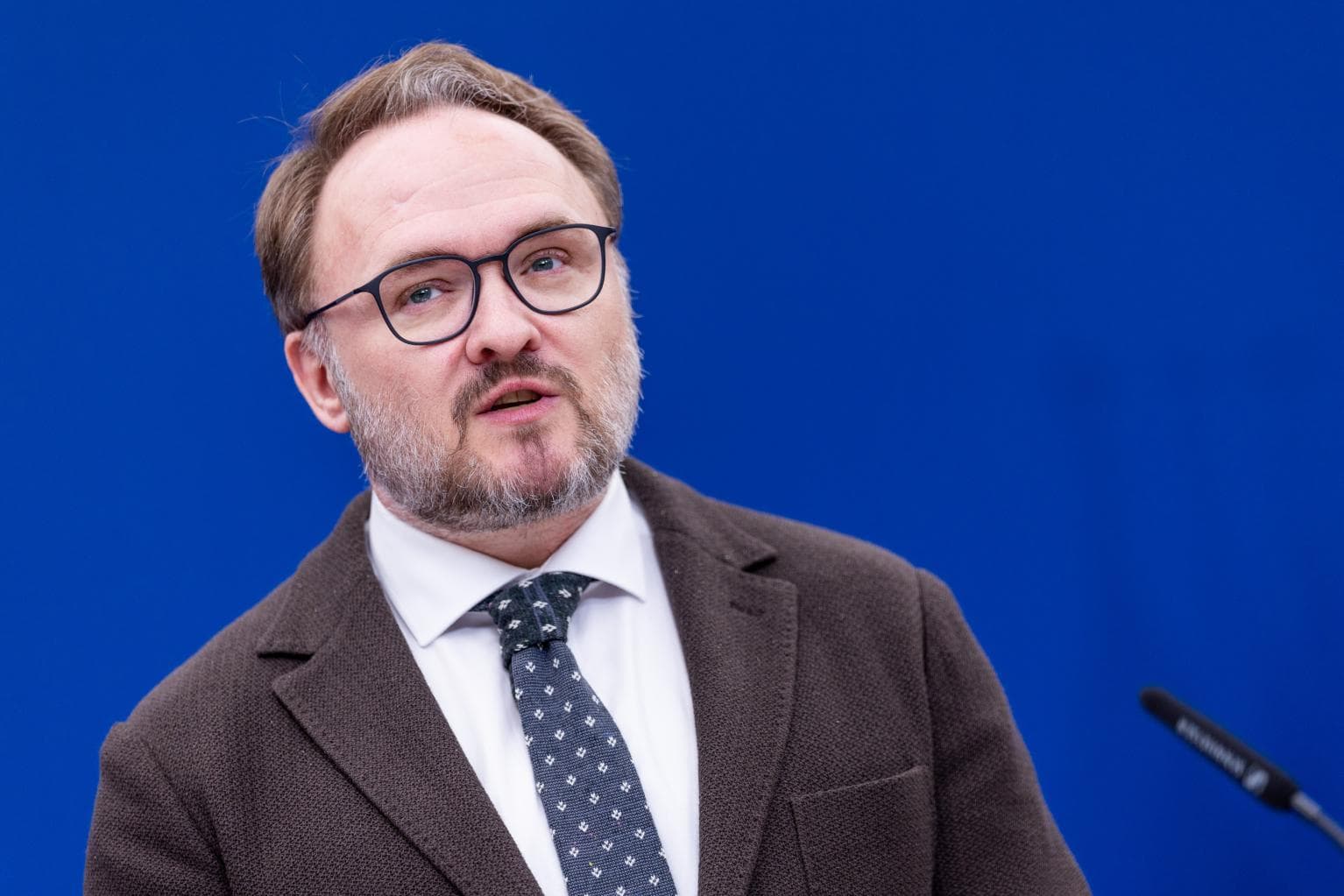 L'UE invita i 27 a ridurre il consumo di gas ed elettricità